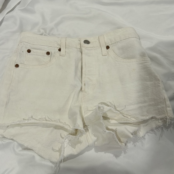 SOLD!!!EUC Levi 501 Shorts - Picture 8 of 10